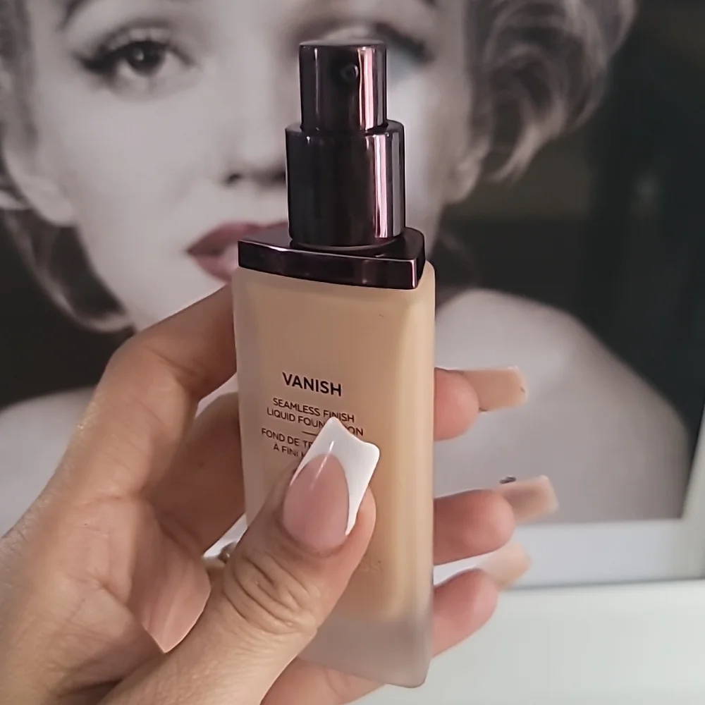 Vanish Seamless Finish Liquid Foundation HOURGLASS - Picture 4 of 4